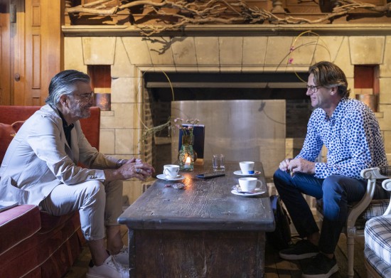 Camille Oostwegel sr.: meester in gastvrijheid Camille Oostwegel sr.: meester in gastvrijheid